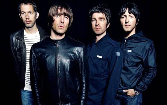 Oasis de volta: Liam e Noel Gallagher confirmam retorno da banda 15 anos após separação