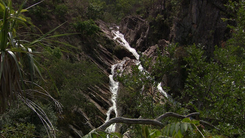 'EPTV nas Férias': Cachoeira dos Triângulos, em Delfinópolis (MG) — Foto: Pedro Santana/EPTV
