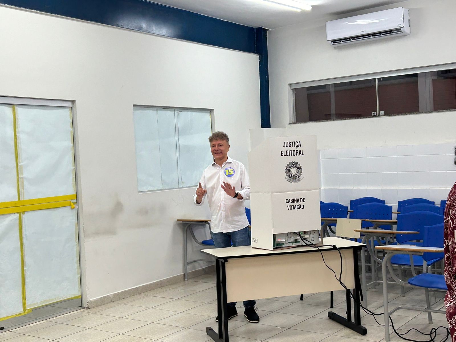 Candidatos a prefeito de Uberaba votam