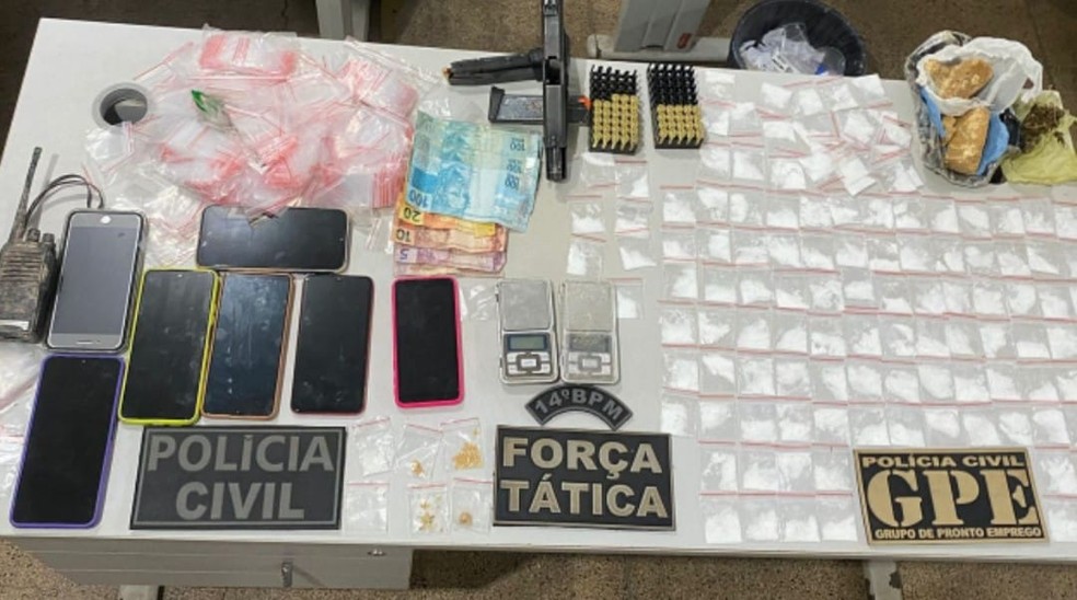 Presos suspeitos de envolvimento com tráfico de drogas no MA; esquema era feito dentro de pizzaria — Foto: Reprodução/Polícia Militar