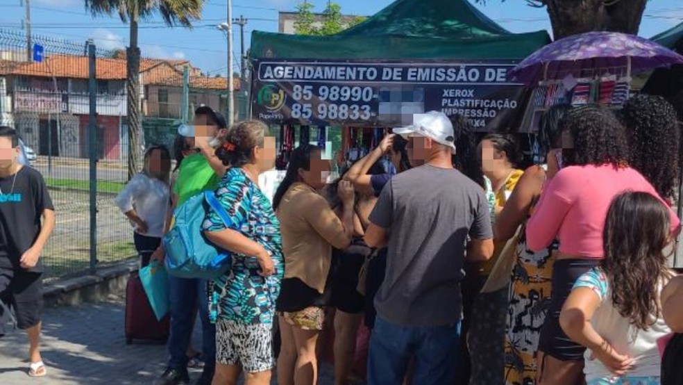 Comerciantes anunciam venda de agendamento para emissão de documentos e outros serviços nas unidades do Vapt-Vupt em Fortaleza — Foto: Arquivo pessoal