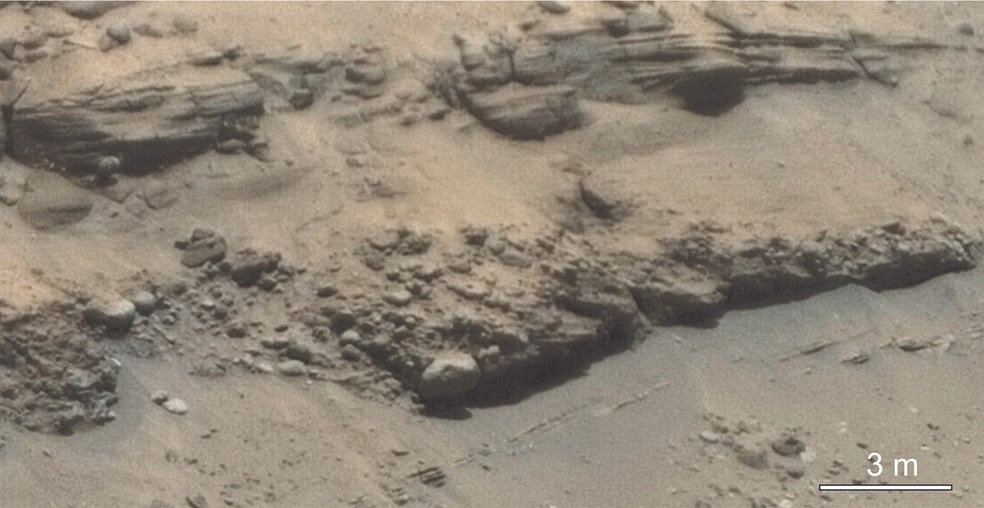 Close da 'Escarpa Delta' na cratera Jezero de Marte, em foto feita pelo Perseverance — Foto: JPL-Caltech/LANL/CNES/CNRS/ASU/MSSS/Nasa via AFP