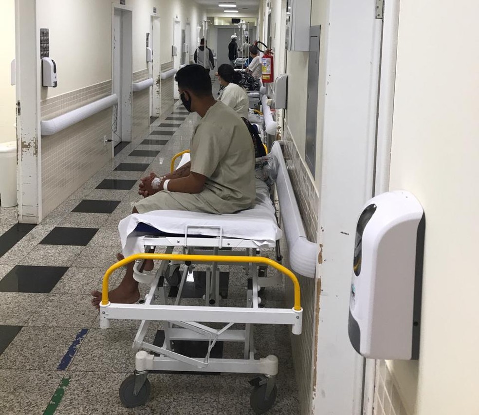 Pacientes recebem enxoval sujo no Hospital Universitário de Cascavel