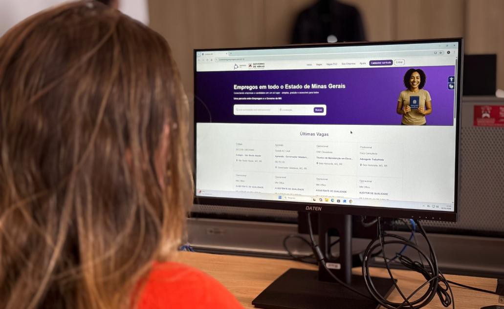Nova plataforma 'Contrata MG' reúne mais de 2 mil vagas de emprego em Minas Gerais