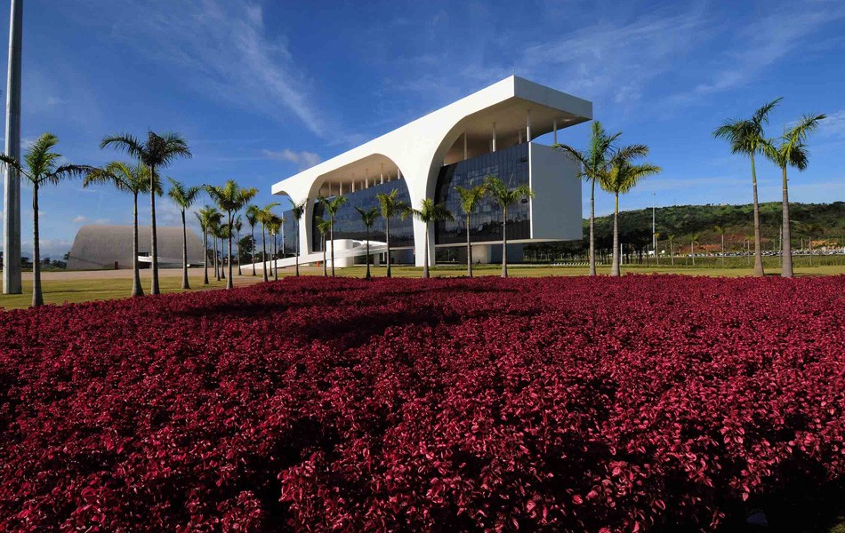 Governo de Minas prevê colapso das contas públicas se não houver prorrogação do prazo de pagamento da dívida com a União