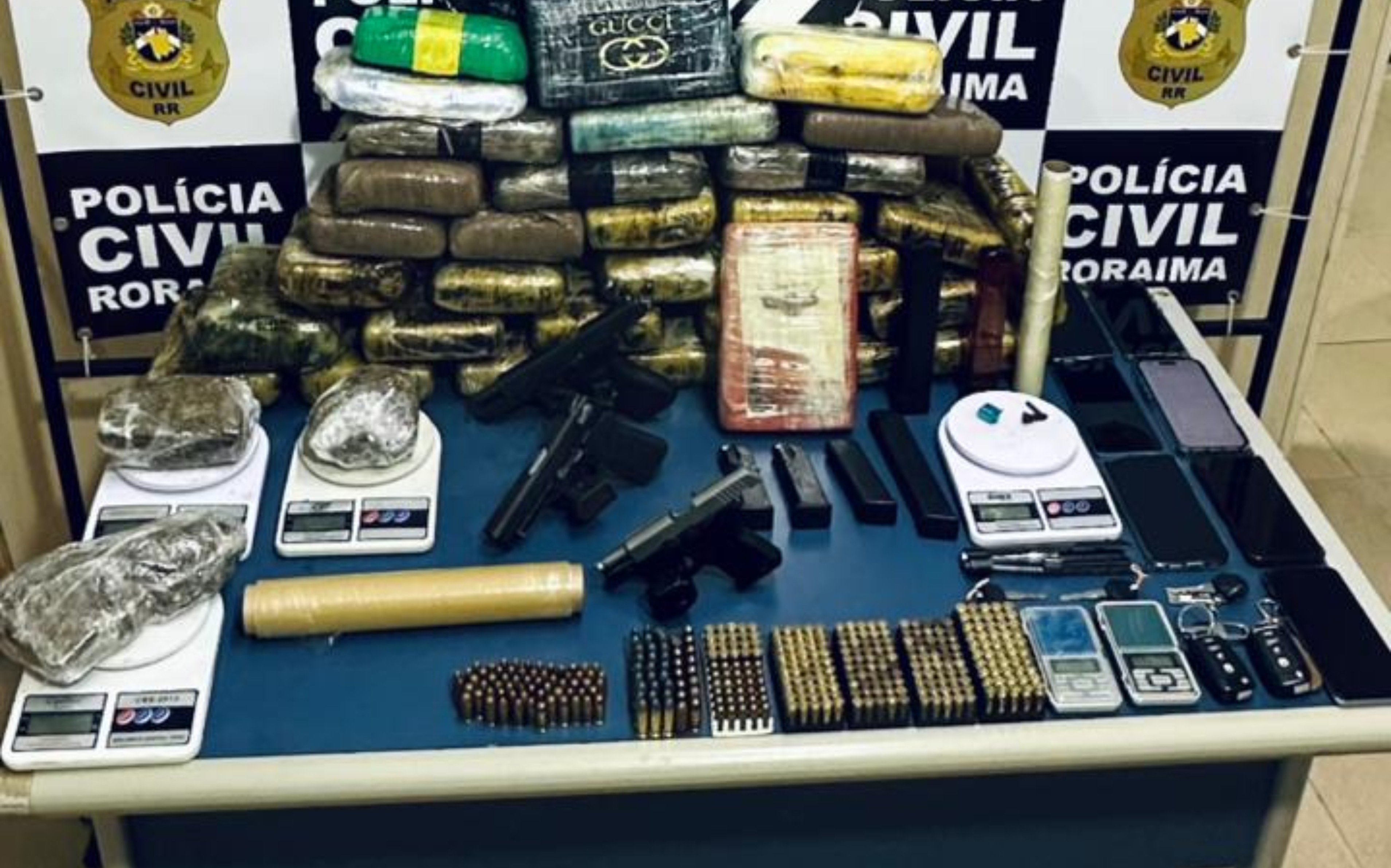 Quadrilha é presa com 40 kg de drogas e peças para metralhadoras durante operação em Boa Vista