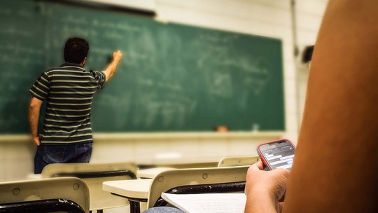 Alfabetização no Brasil avança, mas não cumpre a meta de 2024 - Leitura e escrita avançaram em relação a 2023, mas não chegaram aos 60% da meta estabelecida pelo próprio governo; Ministério vê calamidade do Rio Grande do Sul como um dos fatores para não cumprimento da meta.