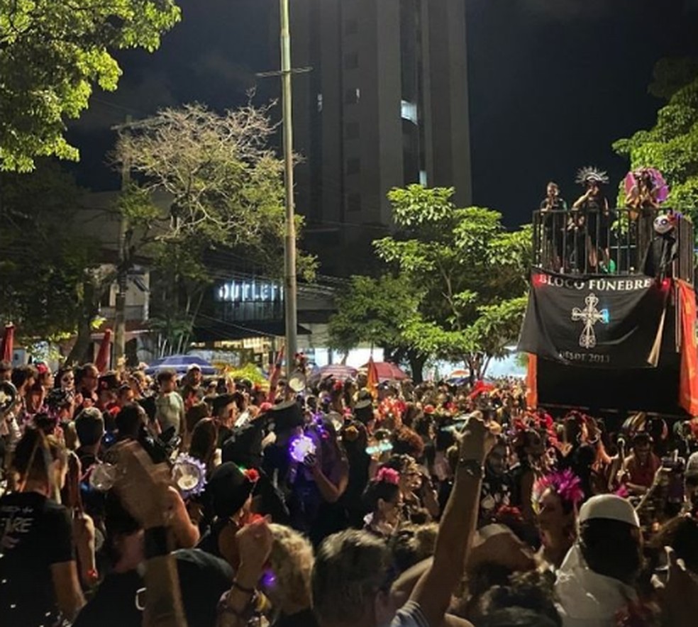 Bloco Fúnebre em desfile em BH — Foto: Redes sociais