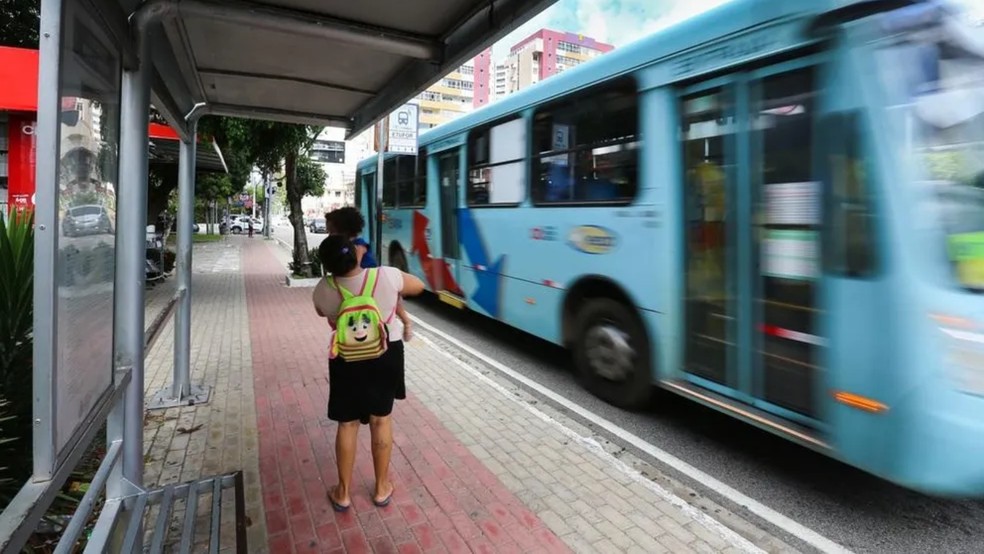Queda no número de usuários desafia o futuro do transporte público na capital cearense. — Foto: Fabiane de Paula/SVM