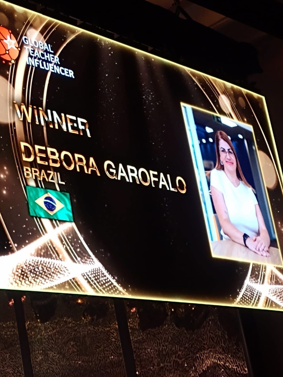 Professora de SP é eleita a educadora mais influente do mundo