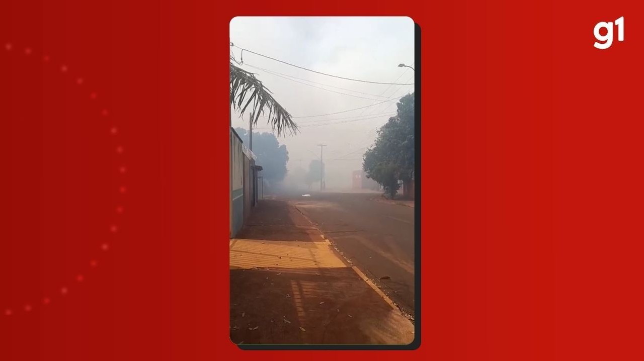 Fumaça de queimadas toma conta de Ipuã, SP, e leva à suspensão das aulas