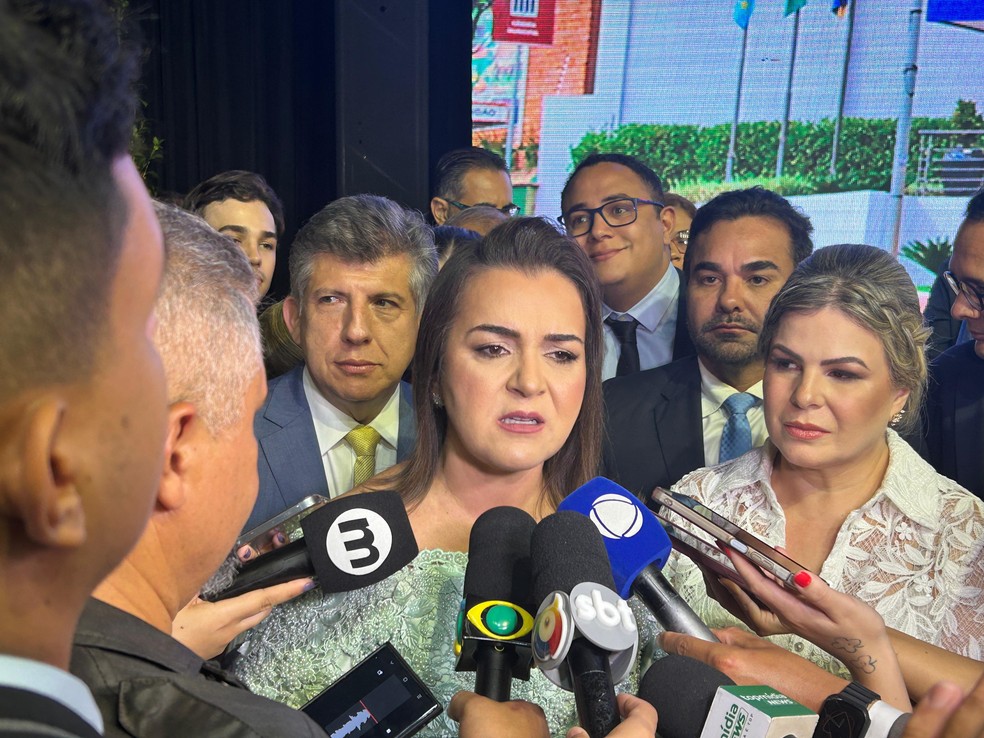 Adriane Lopes (PP) durante entrevista coletiva — Foto: Adriano Fernandes/ TV Morena