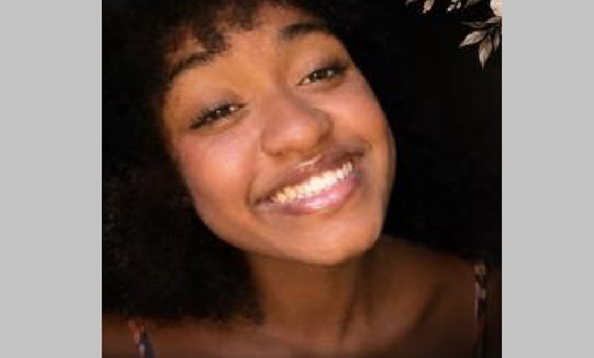 Adolescente é encontrada morta em área de difícil acesso em Petrópolis