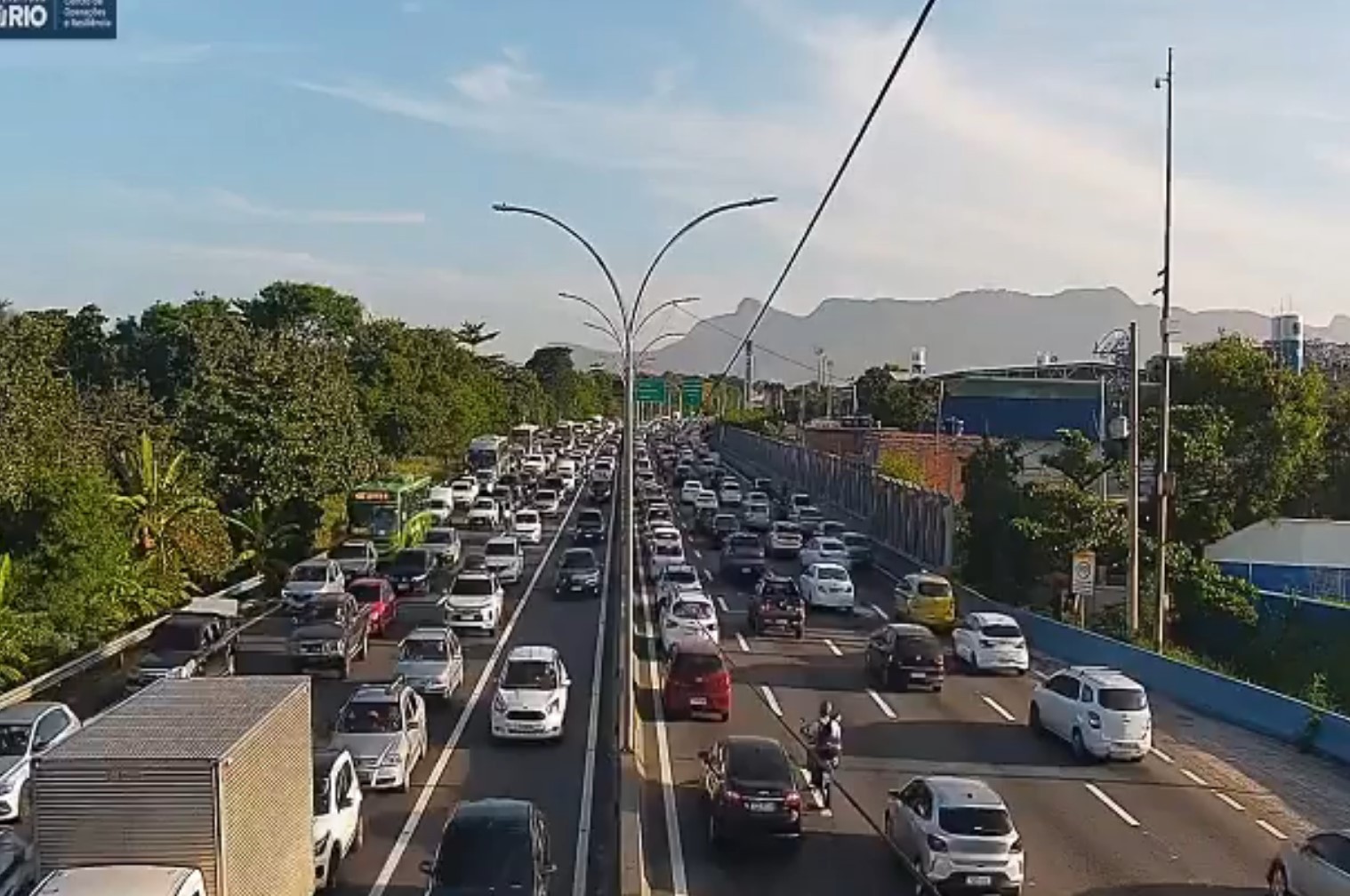 Feriadão de São Sebastião: trânsito é intenso na saída do Rio