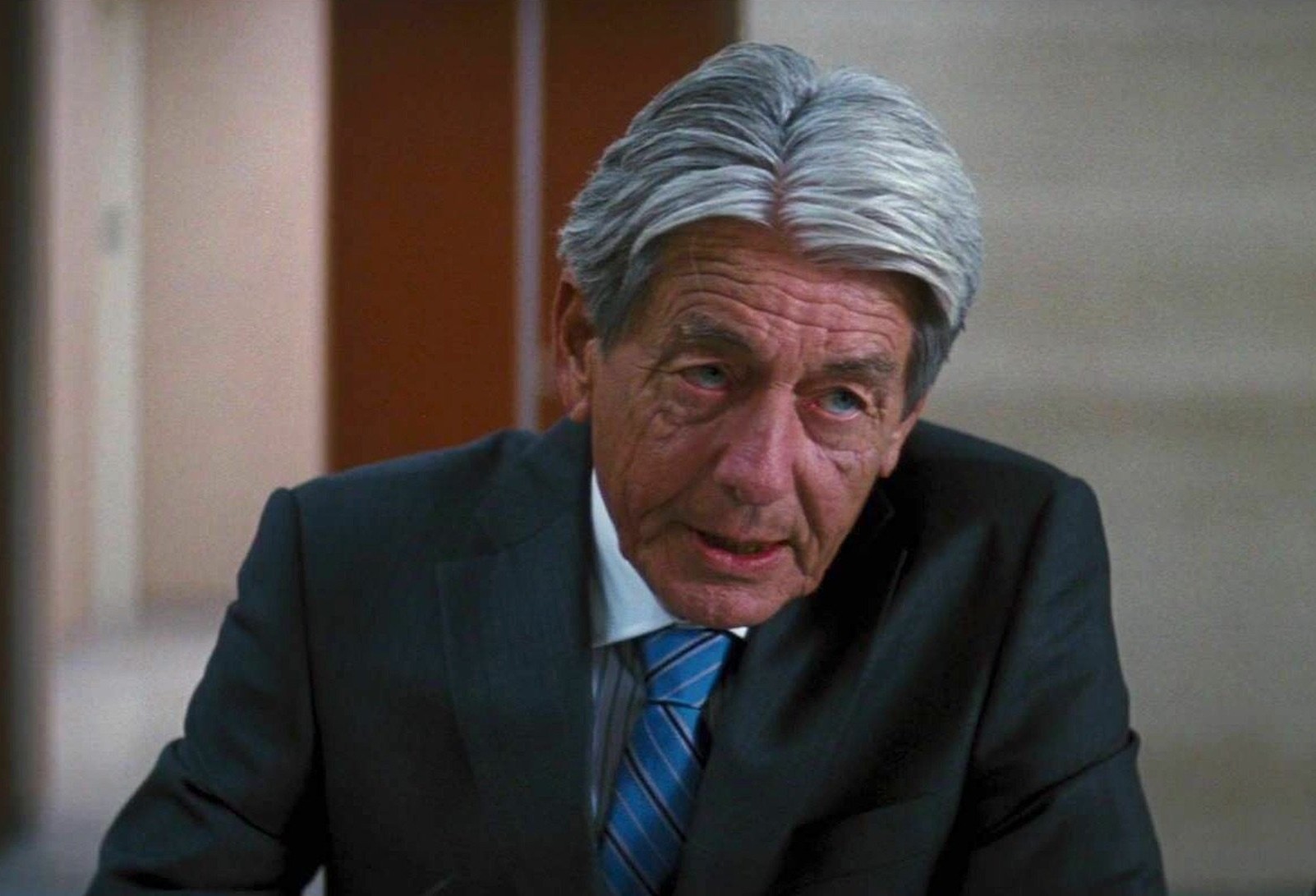 John Nolan, ator de 'Batman' e tio de Christopher Nolan, morre aos 87