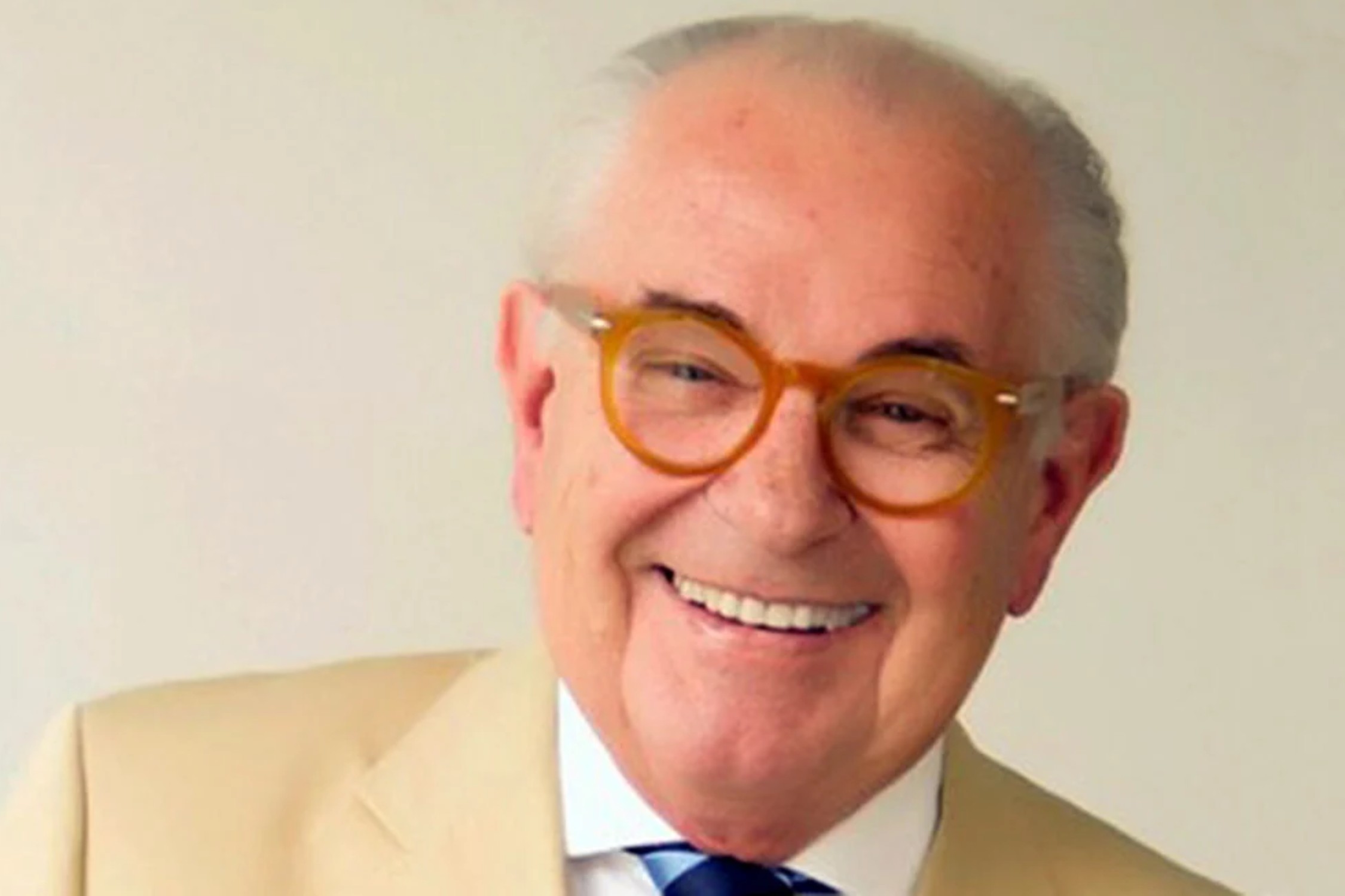 Empresário Bernt Entschev morre aos 82 anos em Curitiba