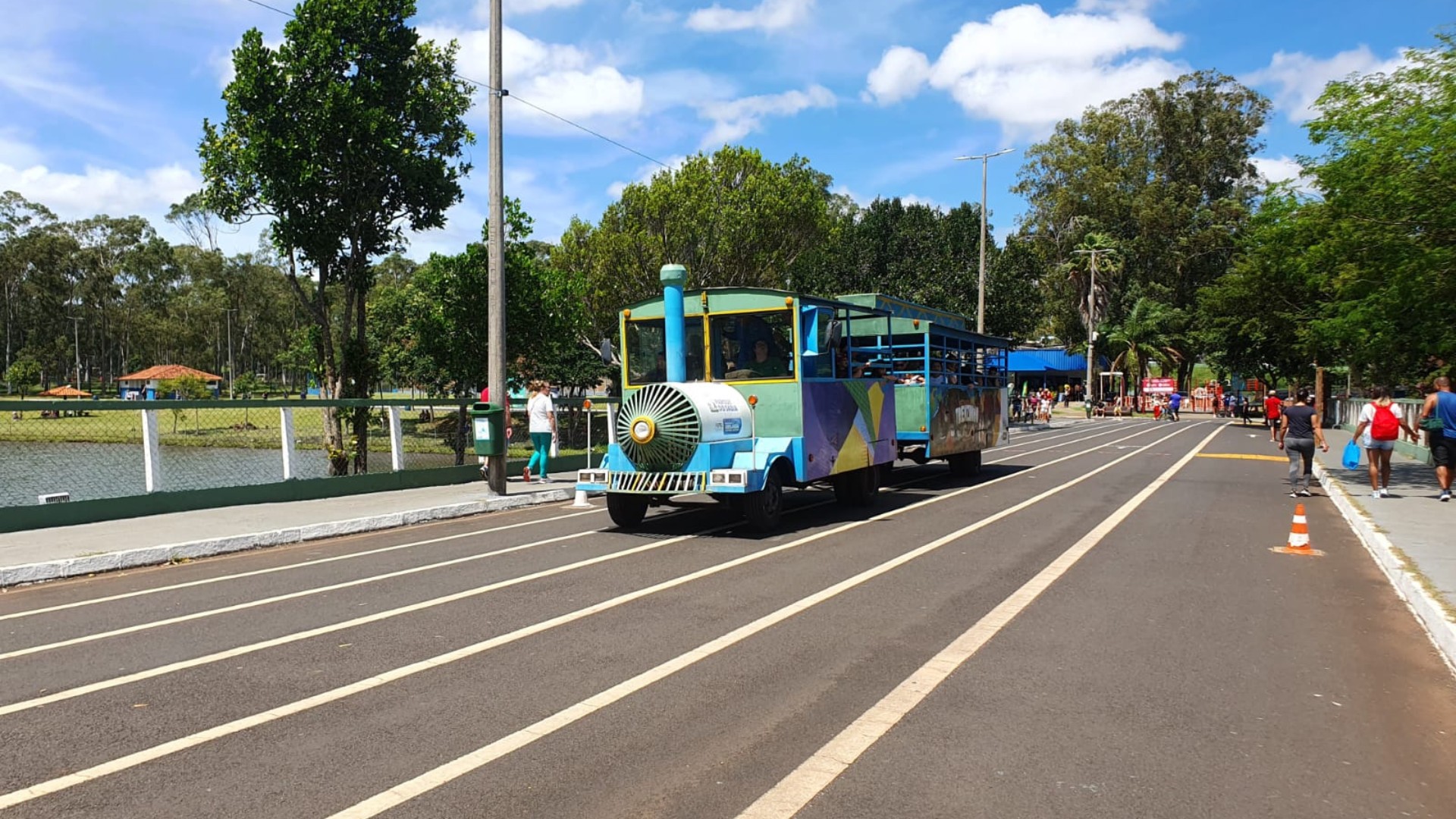 Trenzinho do Parque do Sabiá passa a funcionar em novo horário; entenda