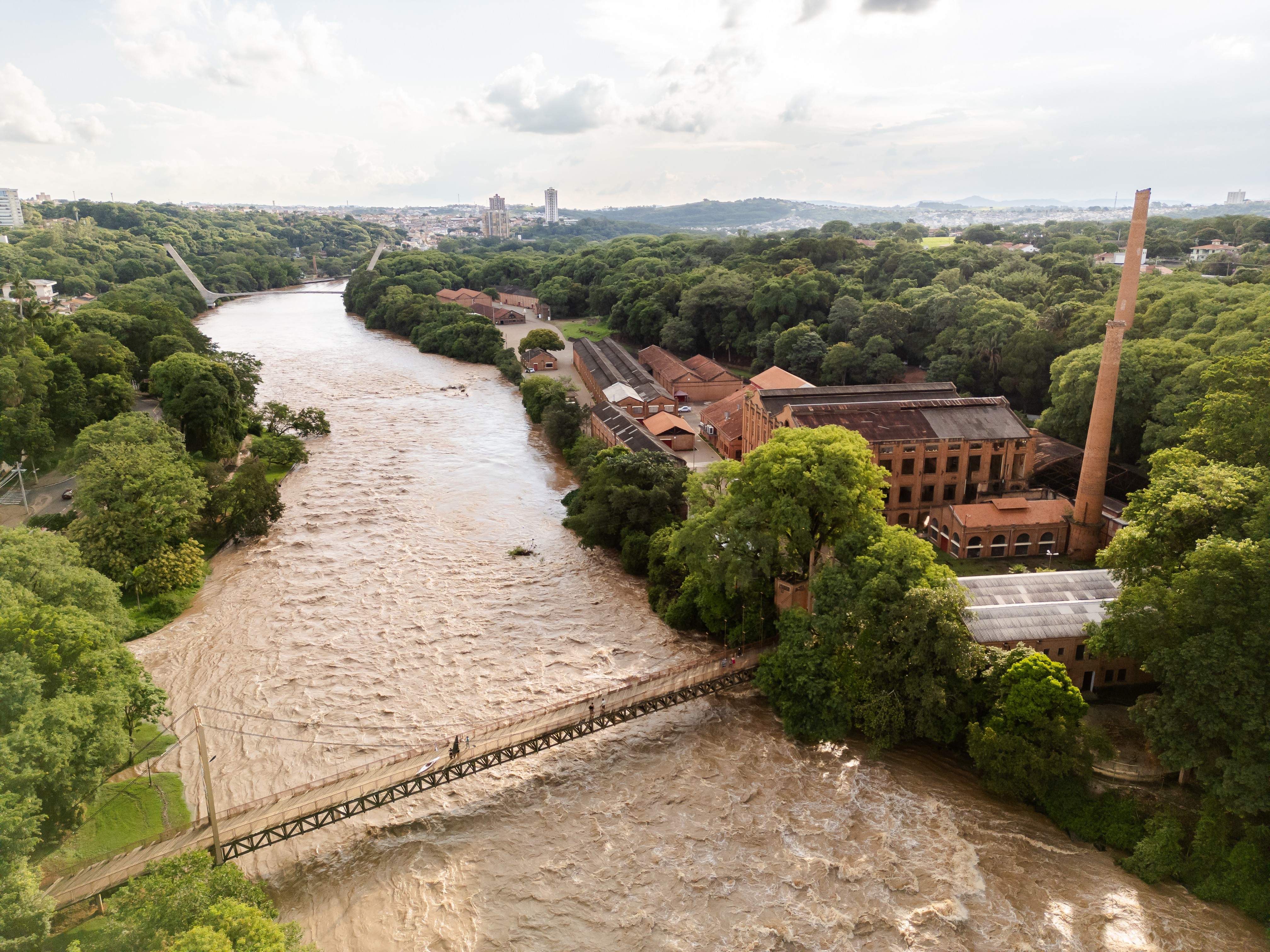 Piracicaba evita despejo de 40 bilhões de litros de esgoto nos rios, por ano