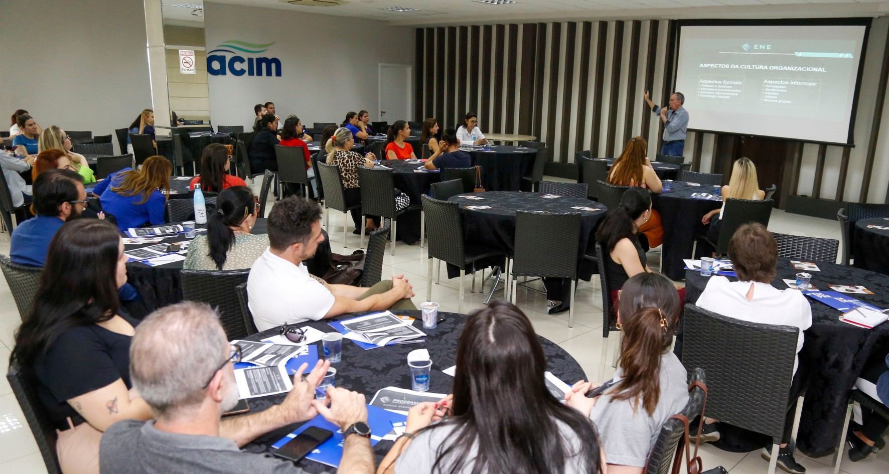 Em um país onde empresas fecham cedo, Maringá aposta em programa de excelência para “virar o jogo”
