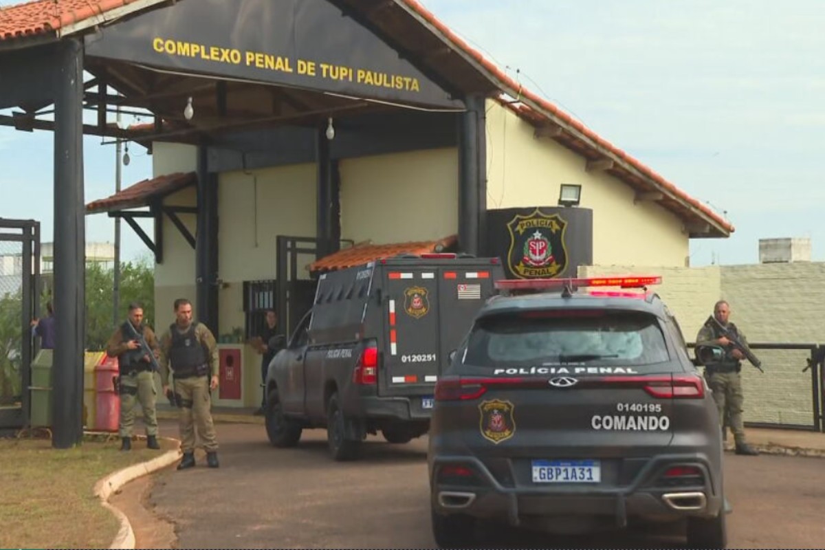 Deolane Bezerra chega à Penitenciária Feminina de Tupi Paulista após prisão por lavagem de dinheiro para o PCC