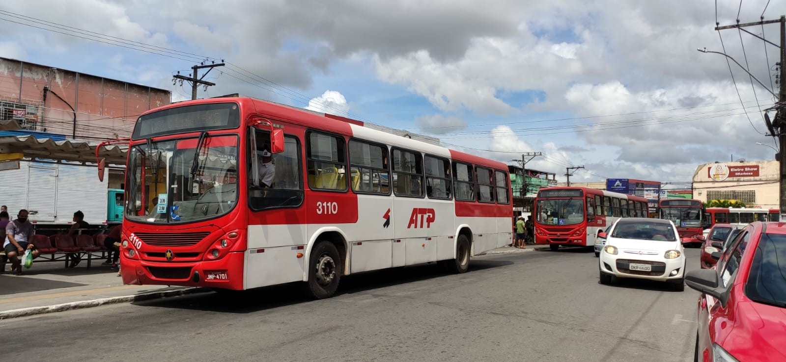 Passagem do transporte público de Alagoinhas fica mais cara nesta segunda (27), mesmo após prefeito prometer tarifa zero