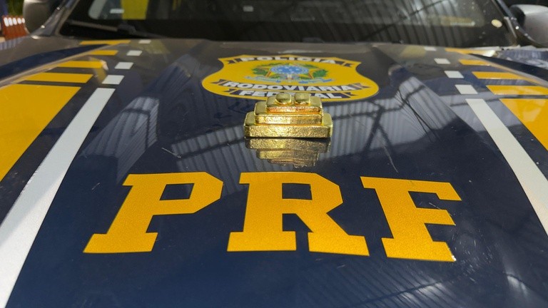 Jovem é preso transportando ouro escondido em caminhonete em Vilhena, RO