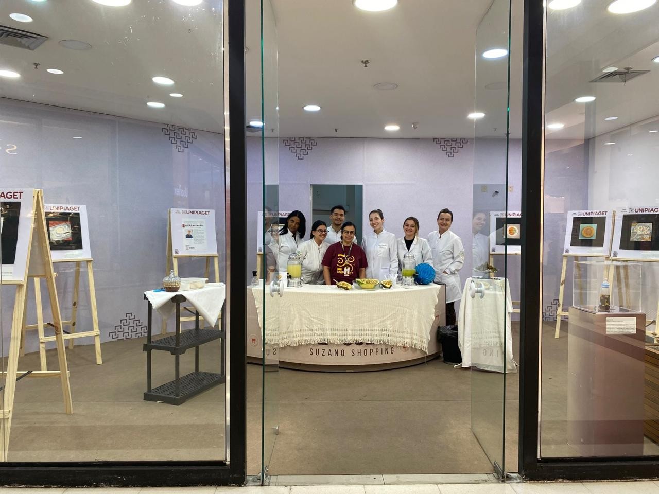 UniPiaget encerra mostra no Shopping Suzano com degustação sustentável