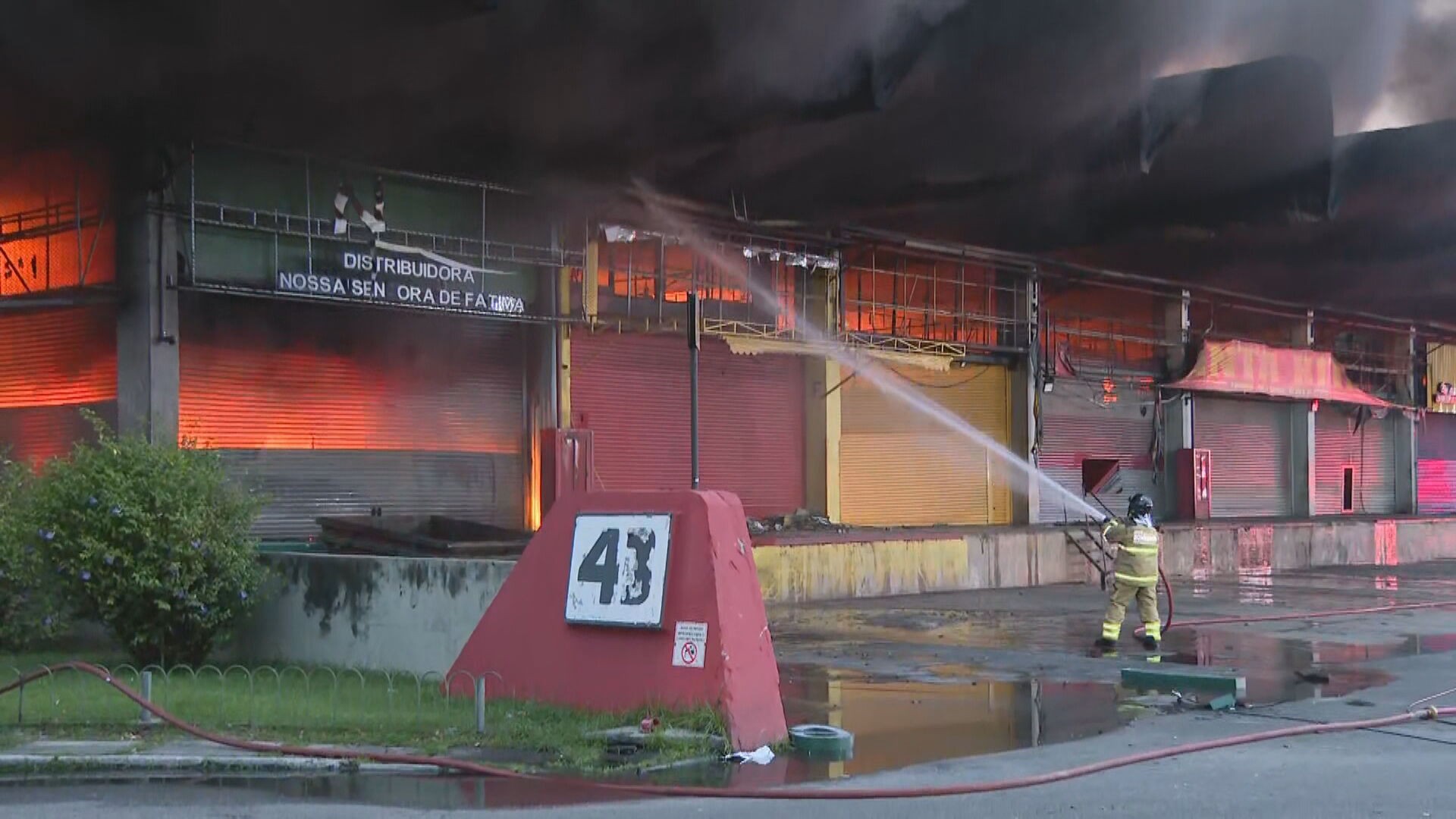 Ceasa-RJ: central de abastecimento em Irajá atingida por incêndio recebe 60 mil pessoas por dia