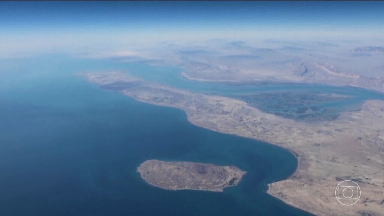 Trump ameaça 'obliterar' o Irã se Estreito de Ormuz não reabrir totalmente 'dentro de 48 horas'