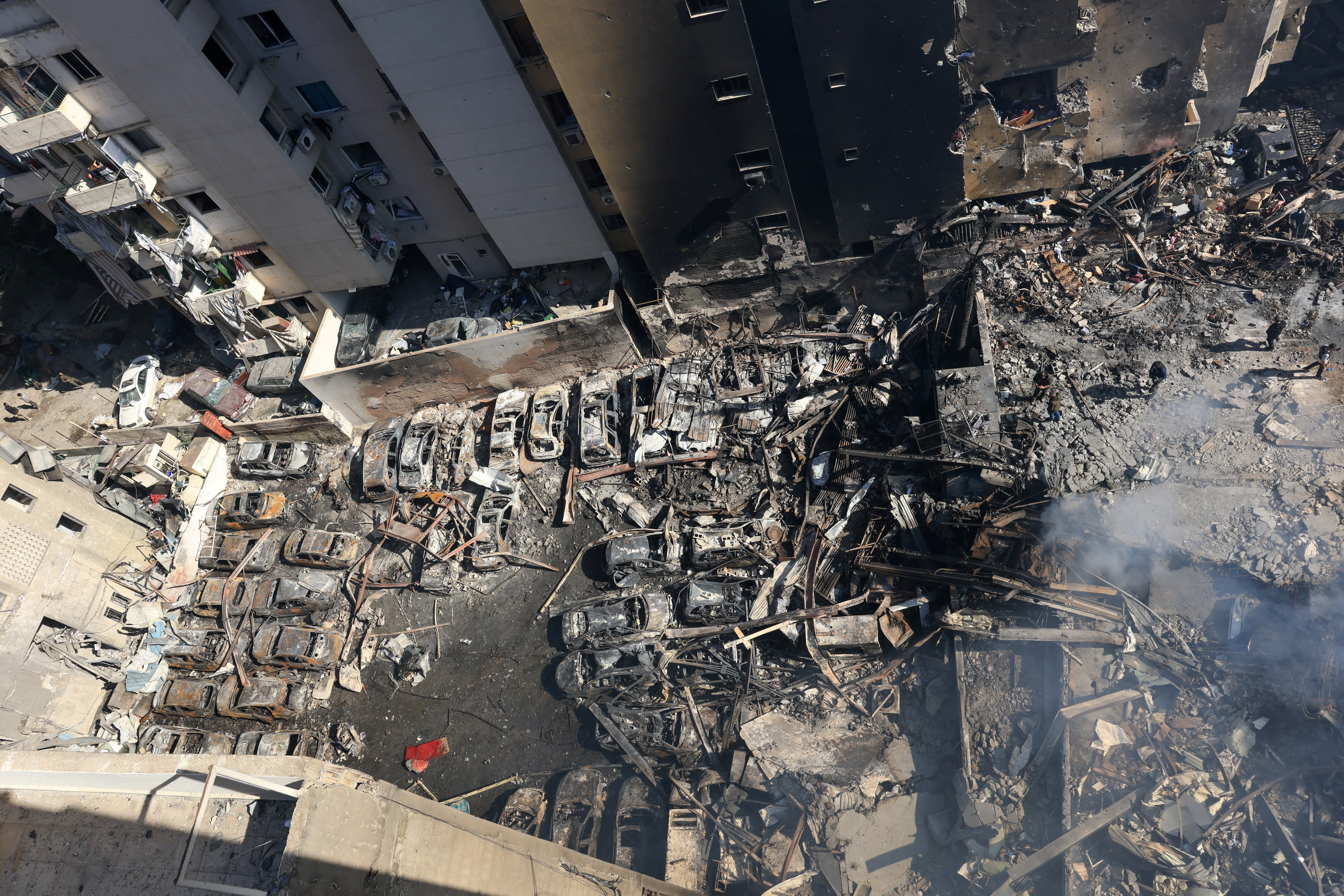 160 mísseis em 10 minutos e 250 mortos: imagens mostram destruição após ataque 'mais mortal' de Israel no Líbano