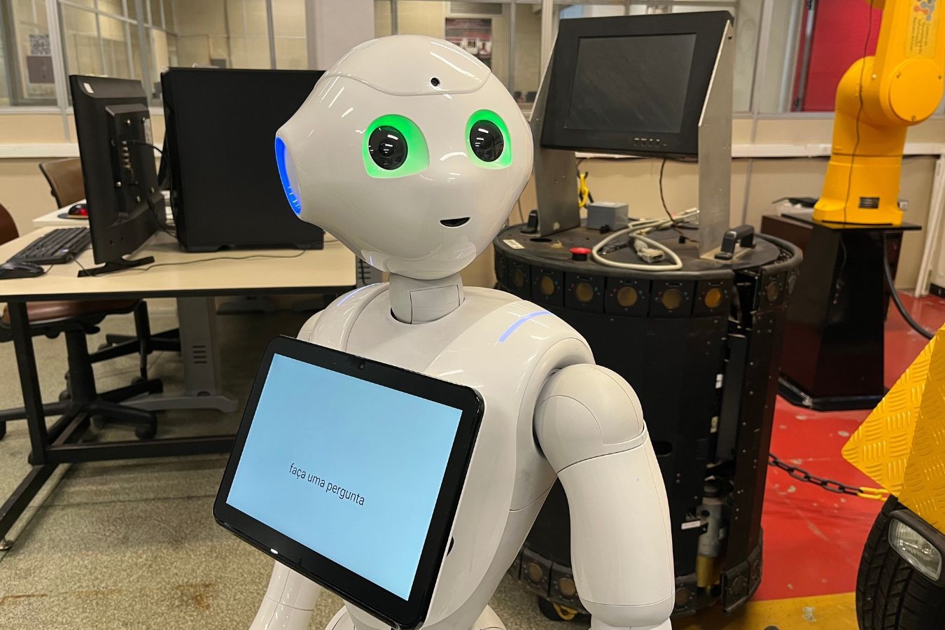 Centro de tecnologia quer unir IA brasileira para criar robôs mais humanos e empáticos