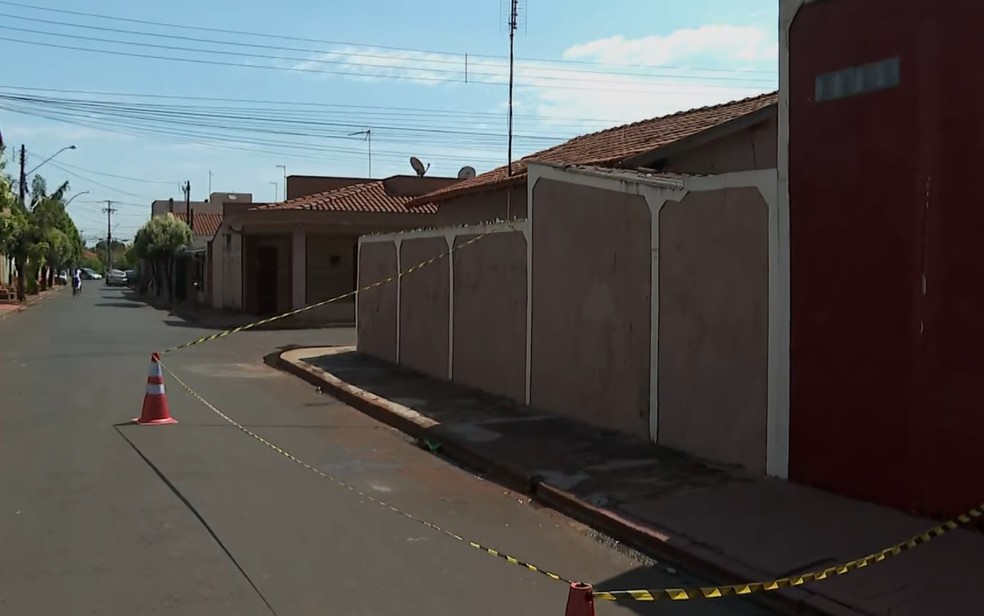 Geniane Pereira, de 20 anos, foi morta a facadas na Rua Albano Meneghelli, em Pontal (SP), na manhã desta sexta-feira (24) — Foto: Reprodução/EPTV