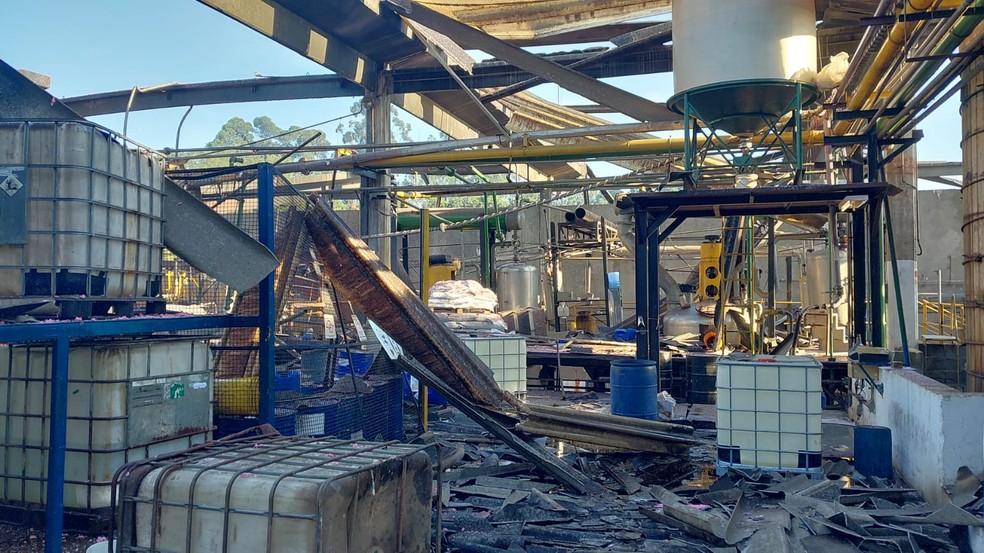 Fábrica ficou destruída após explosão em Várzea Paulista — Foto: Arquivo Pessoal