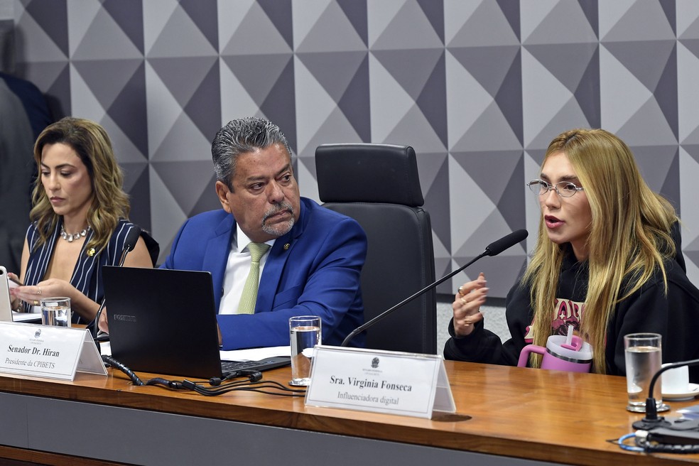 Virginia na CPI das Bets: moletom com foto da filha e falas da influenciadora em depoimento são os assuntos mais comentados das redes sociais | Goiás | G1