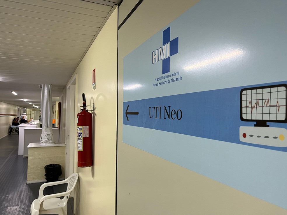 Entrada da UTI neonatal na maternidade Nossa Senhora de Nazareth — Foto: Raquel Maia/Rede Amazônica