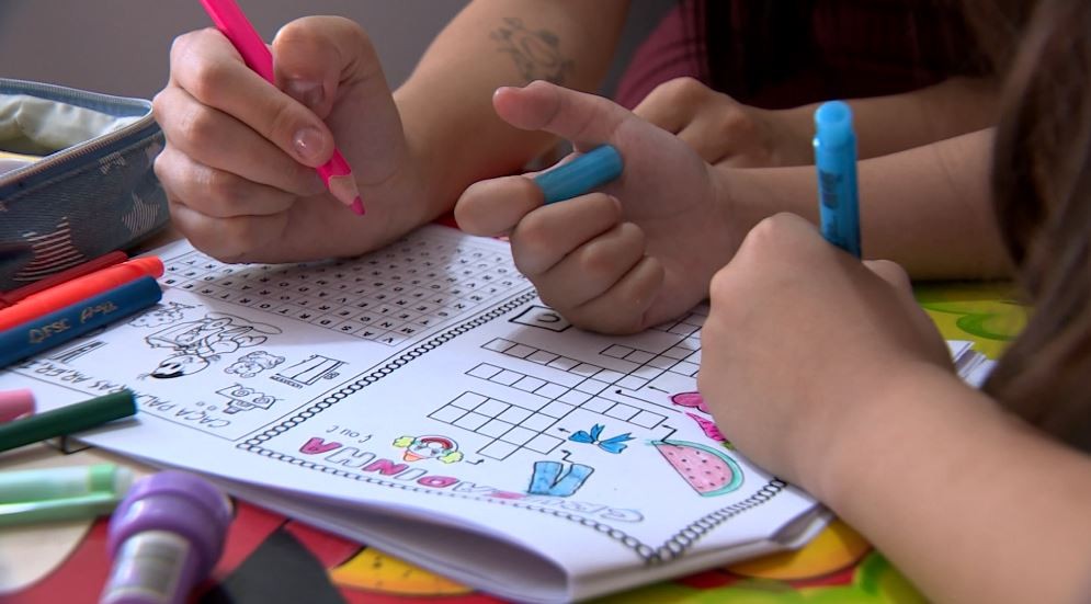 Criança com autismo é recusada em escola estadual por falta de acompanhante, na PB