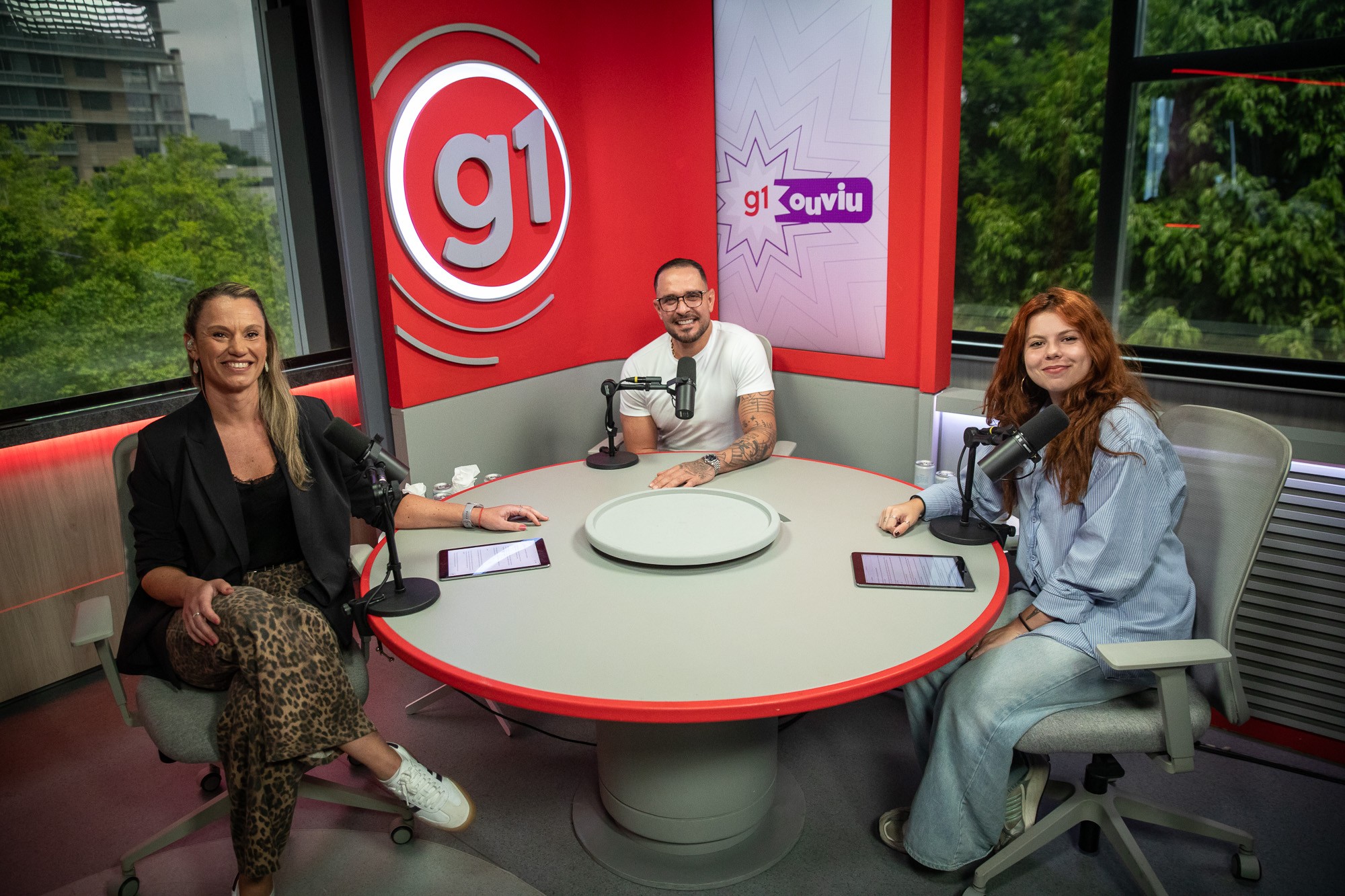 Diogo Nogueira explica homenagem a Paolla Oliveira: 'Não estou pedindo para voltar'