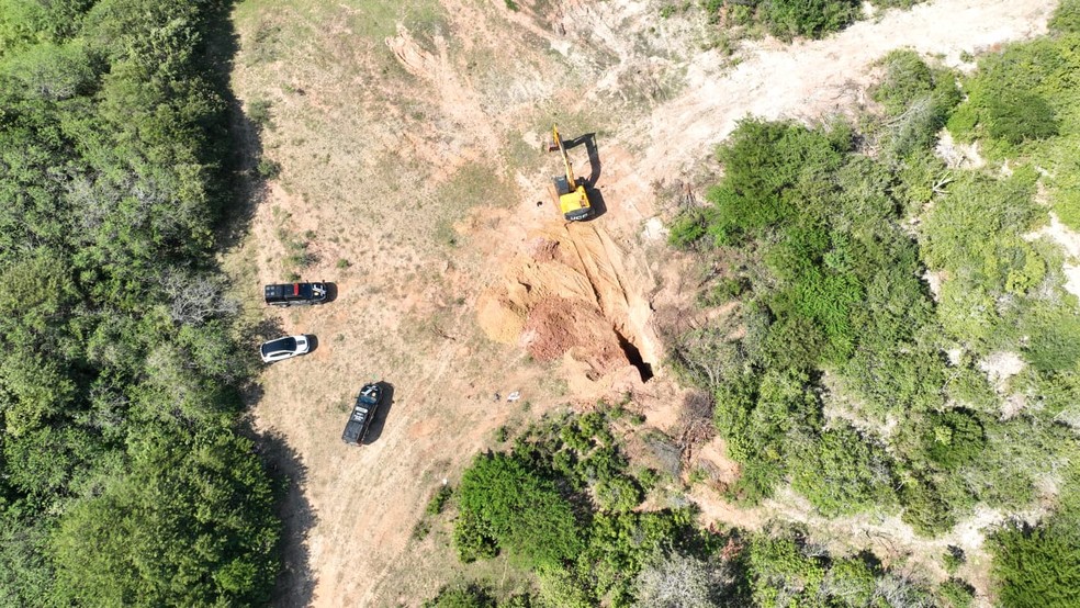 Corpo da vítima foi localizado em uma granja na Grande Natal — Foto: PCRN/Divulgação