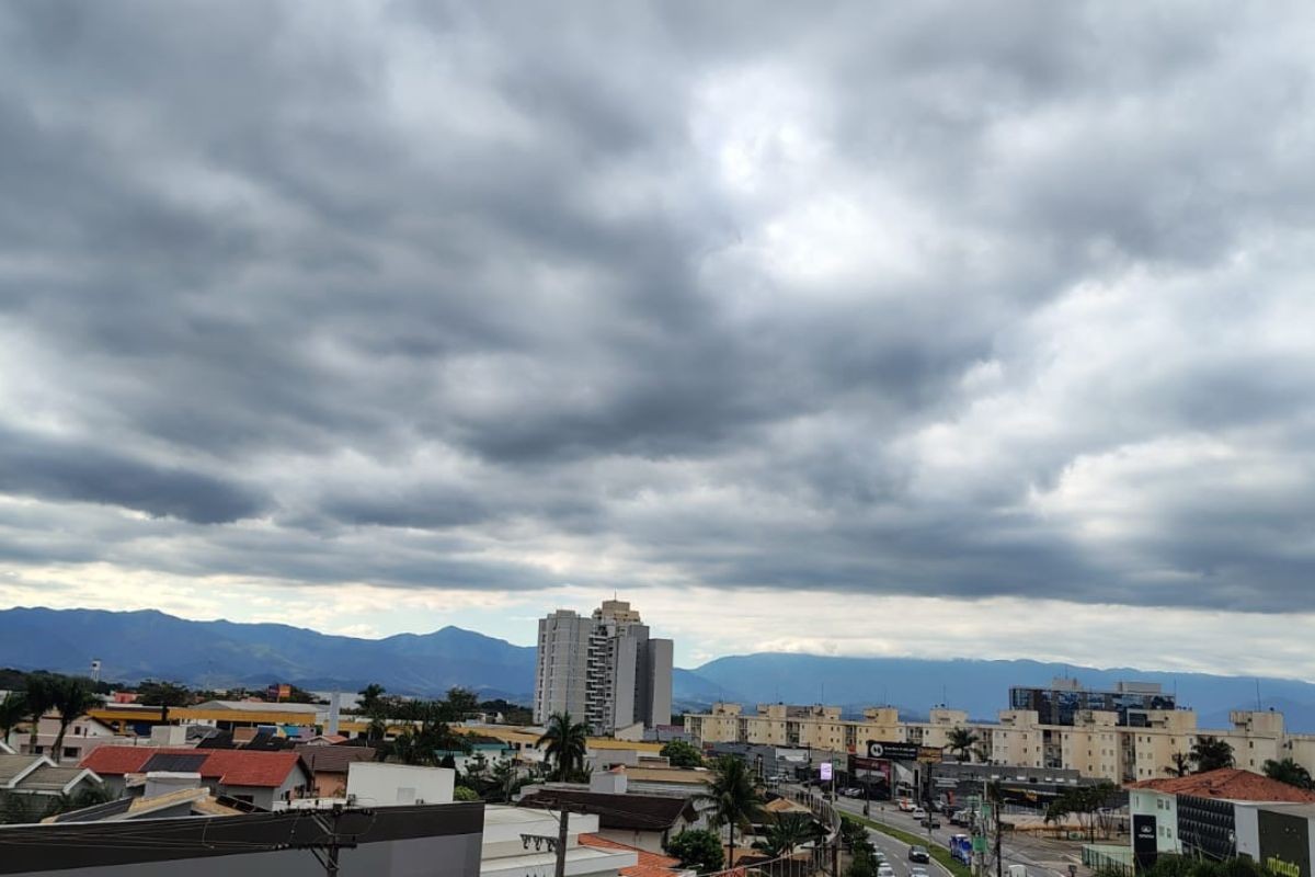 Chuva perde força no Vale do Paraíba e Litoral Norte, mas previsão ainda é de tempo instável nesta quinta-feira