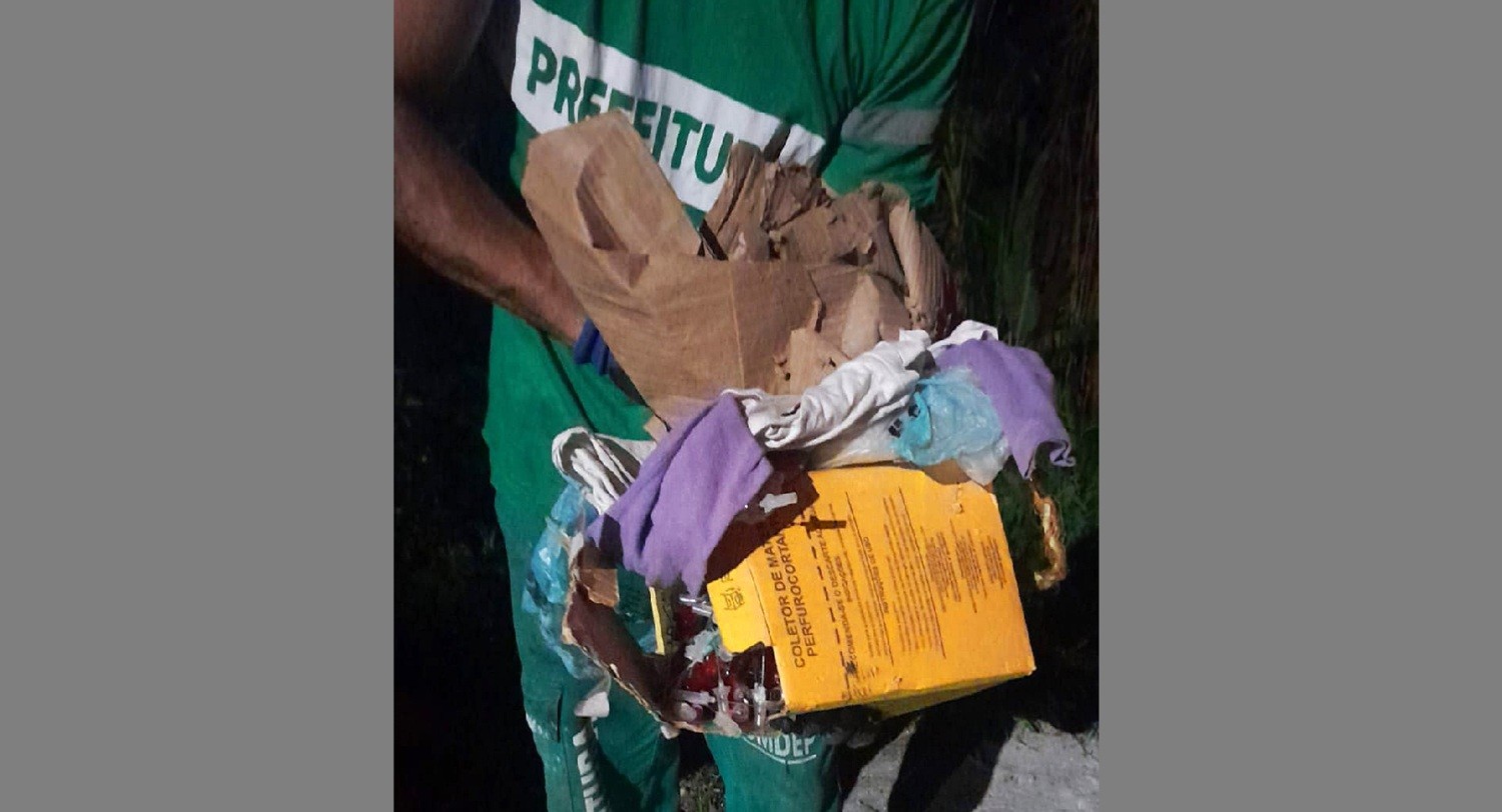 Coletor da Comdep fica ferido após descarte irregular de agulhas no RJ