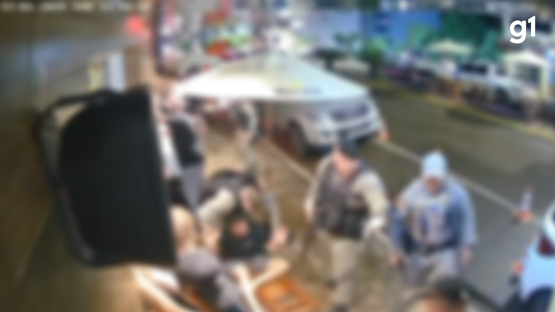 VÍDEO: Brigada Militar apura conduta de policiais após denúncia de agressão com chutes e socos em abordagem no RS