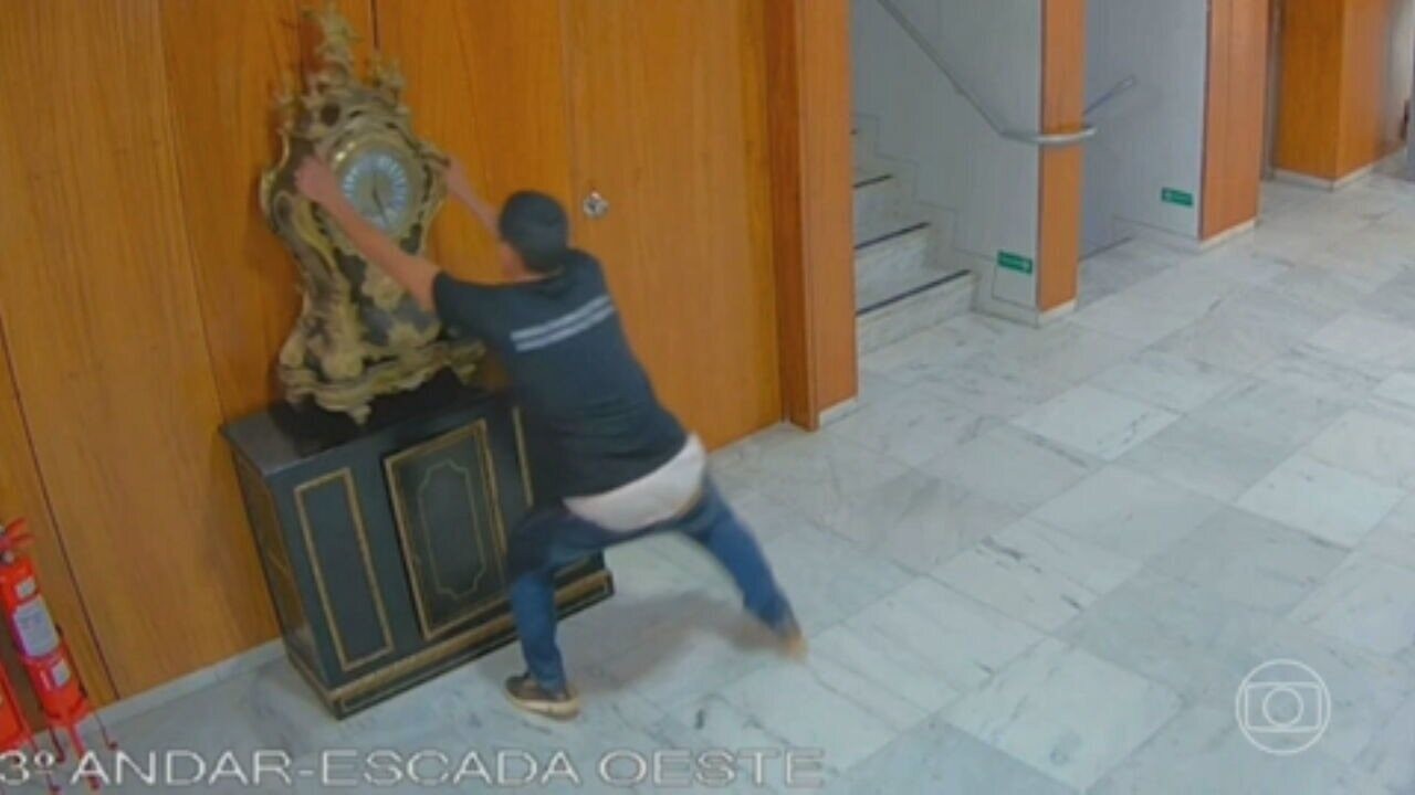 PGR vê ausência de crime e pede arquivamento de inquérito contra juiz de Uberlândia que soltou condenado do 8 de janeiro