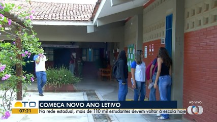 Escolas da rede estadual devem receber mais de 110 mil alunos nesta segunda-feira (2)