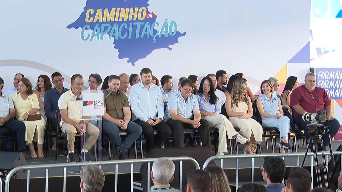 Governador de SP participa de Feira de Empregos e formatura em Patrocínio Paulista