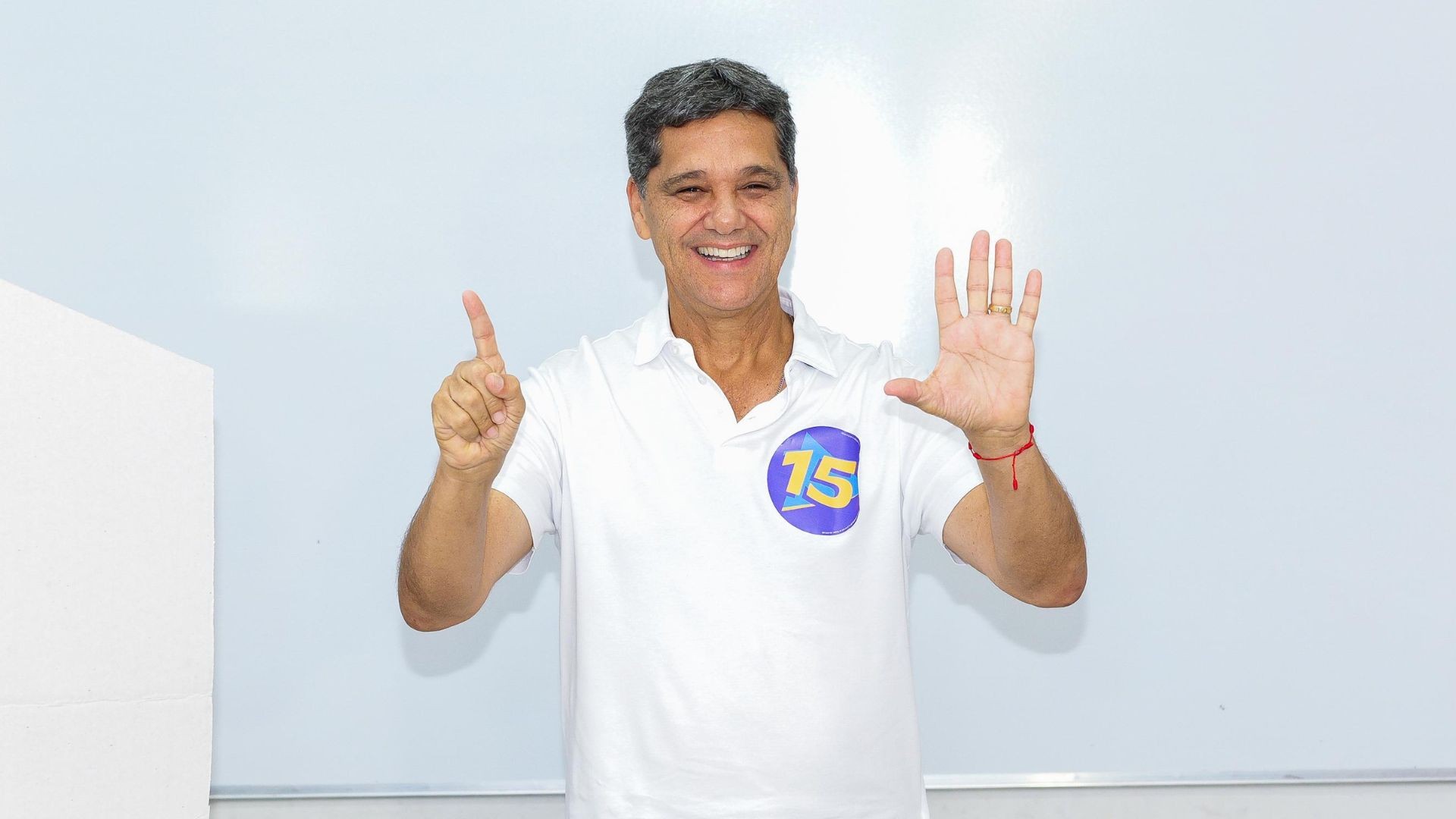Quem é Ricardo Ferraço, candidato ao governo do Espírito Santo que disputará 2º turno