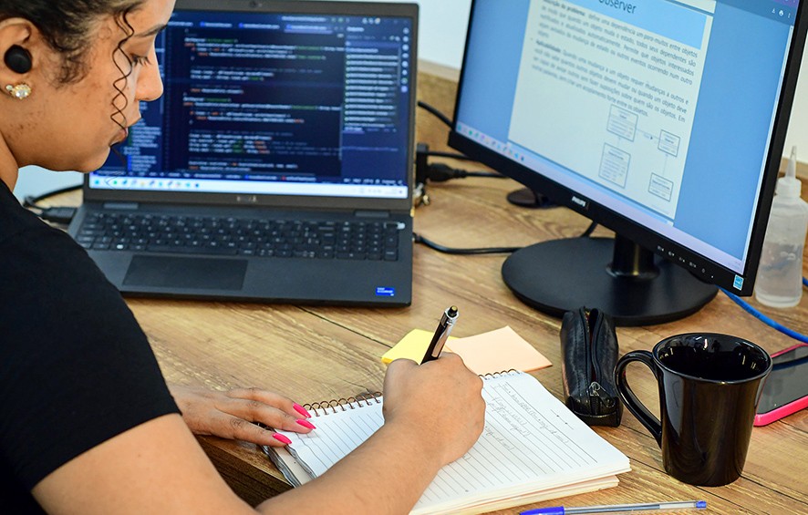 Ensino a distância: veja benefícios do EAD para sua formação