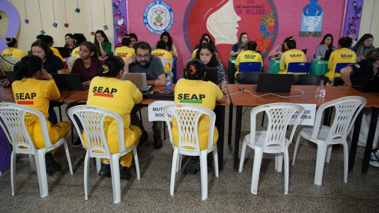 Defensoria do AM abre seleção para assistentes sociais em presídios com salário de R$ 2,3 mil; veja inscrição