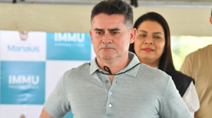 Ministério Público do AM vai investigar viagem do prefeito de Manaus ao Caribe