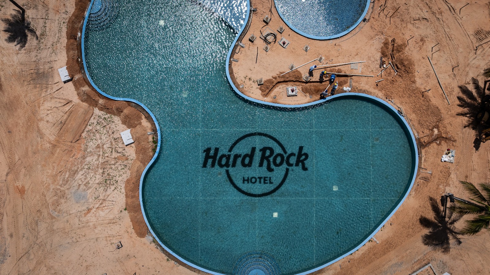Hotel milionário no Ceará perde marca do Hard Rock após anos de atraso e enxurrada de processos; entenda em 5 pontos
