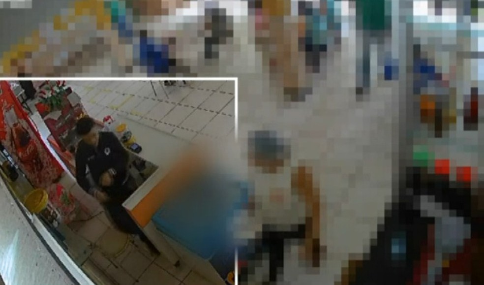 Adolescente no restaurante, momento antes de ser morto — Foto: Reprodução/TV Bahia
